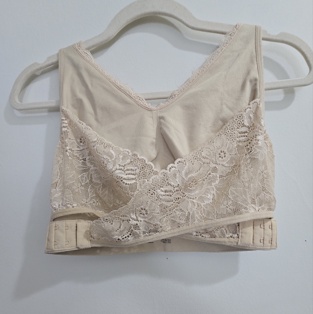 CaraMia Padded Lace Trimmed Bralette Size 1X